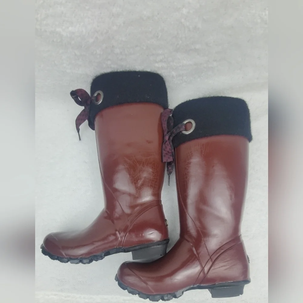 BOGS Alex Solids Lined Rain Boot Women's 6 Ribbon Black Brown Port Red‎